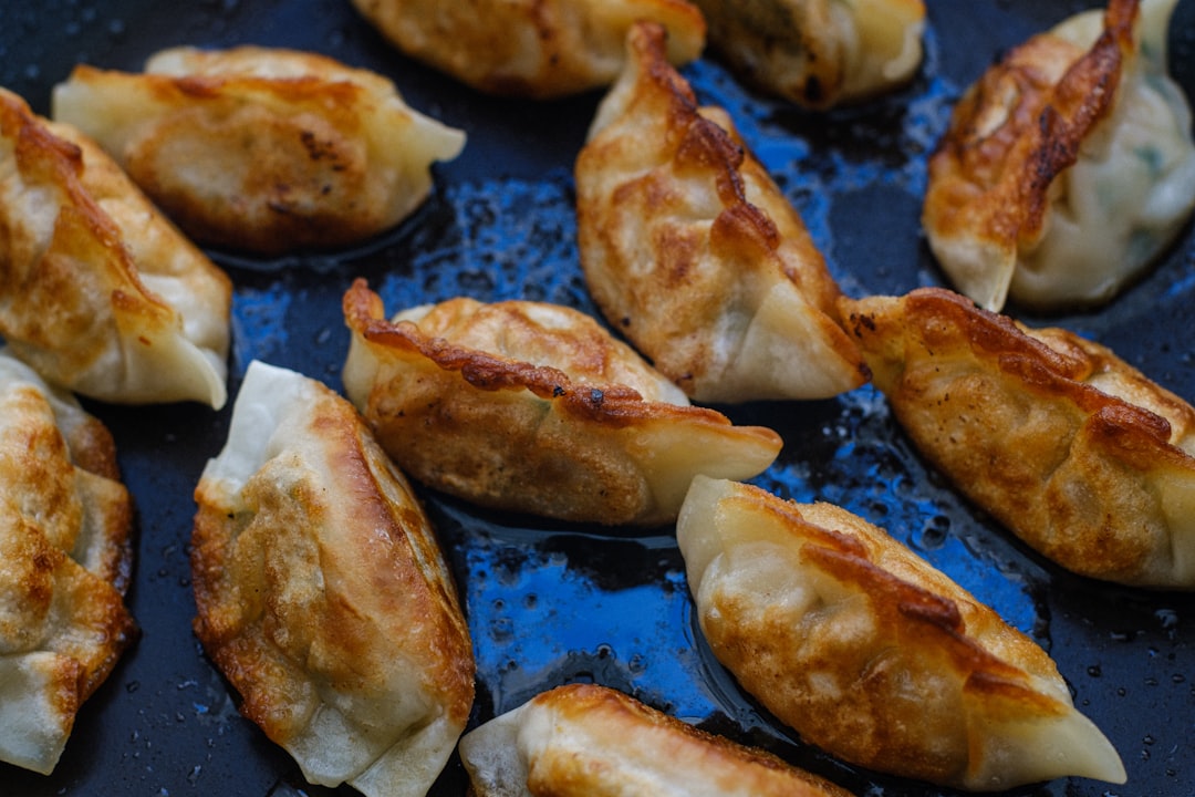 Đĩa sủi cảo chiên